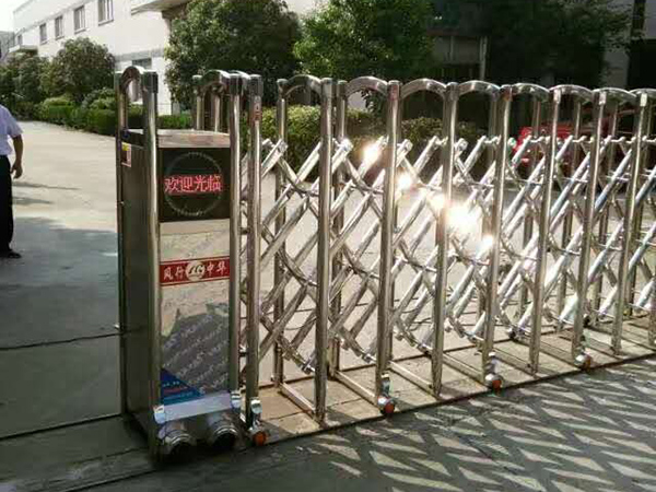 電動(dòng)伸縮門(mén)